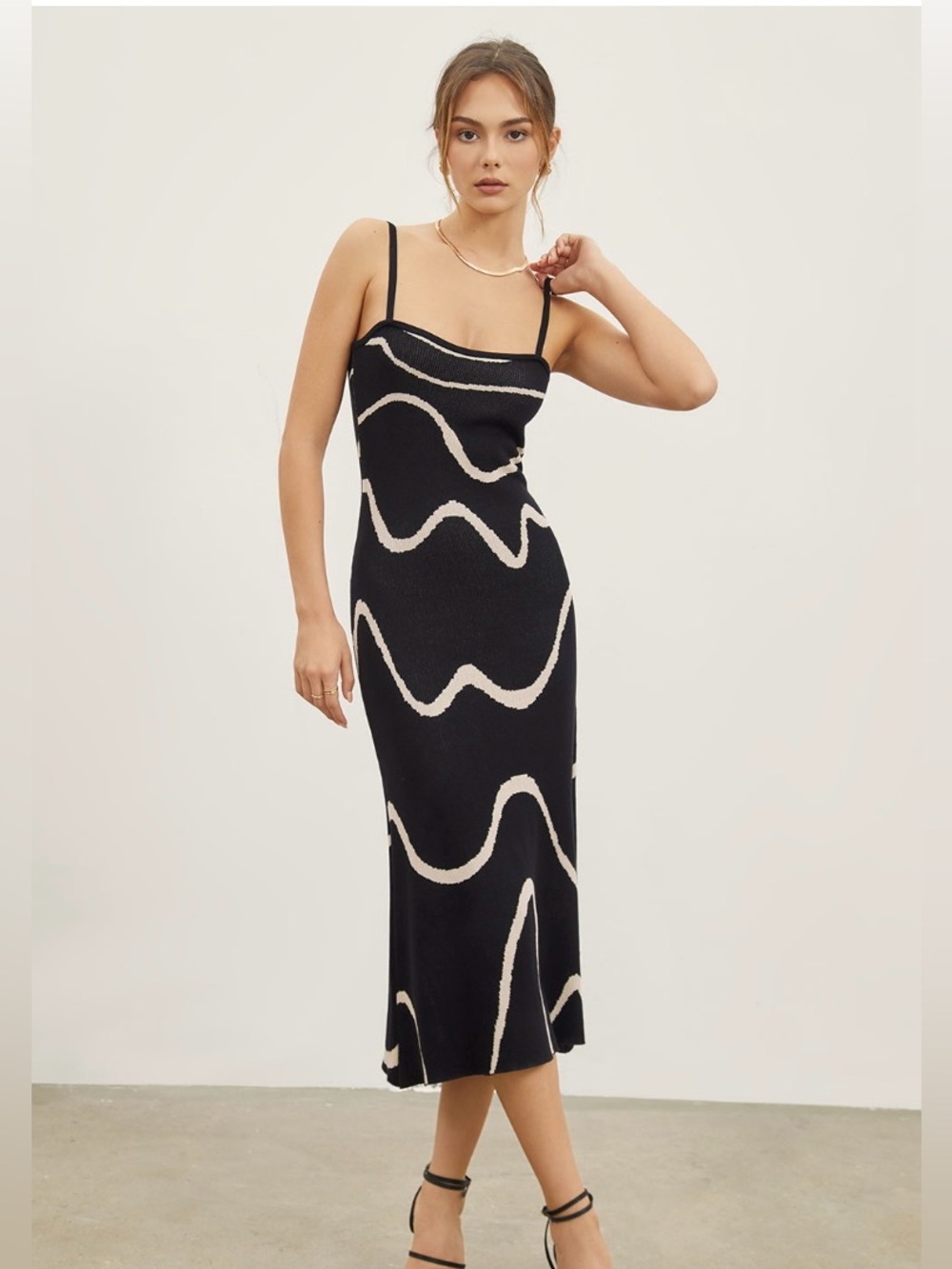 Wavy Print Knit Midi Dress